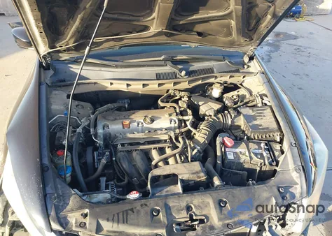 2011 Honda Accord 2.4 Se from USA, damaged, VIN 1HGCP2F6XBA101903